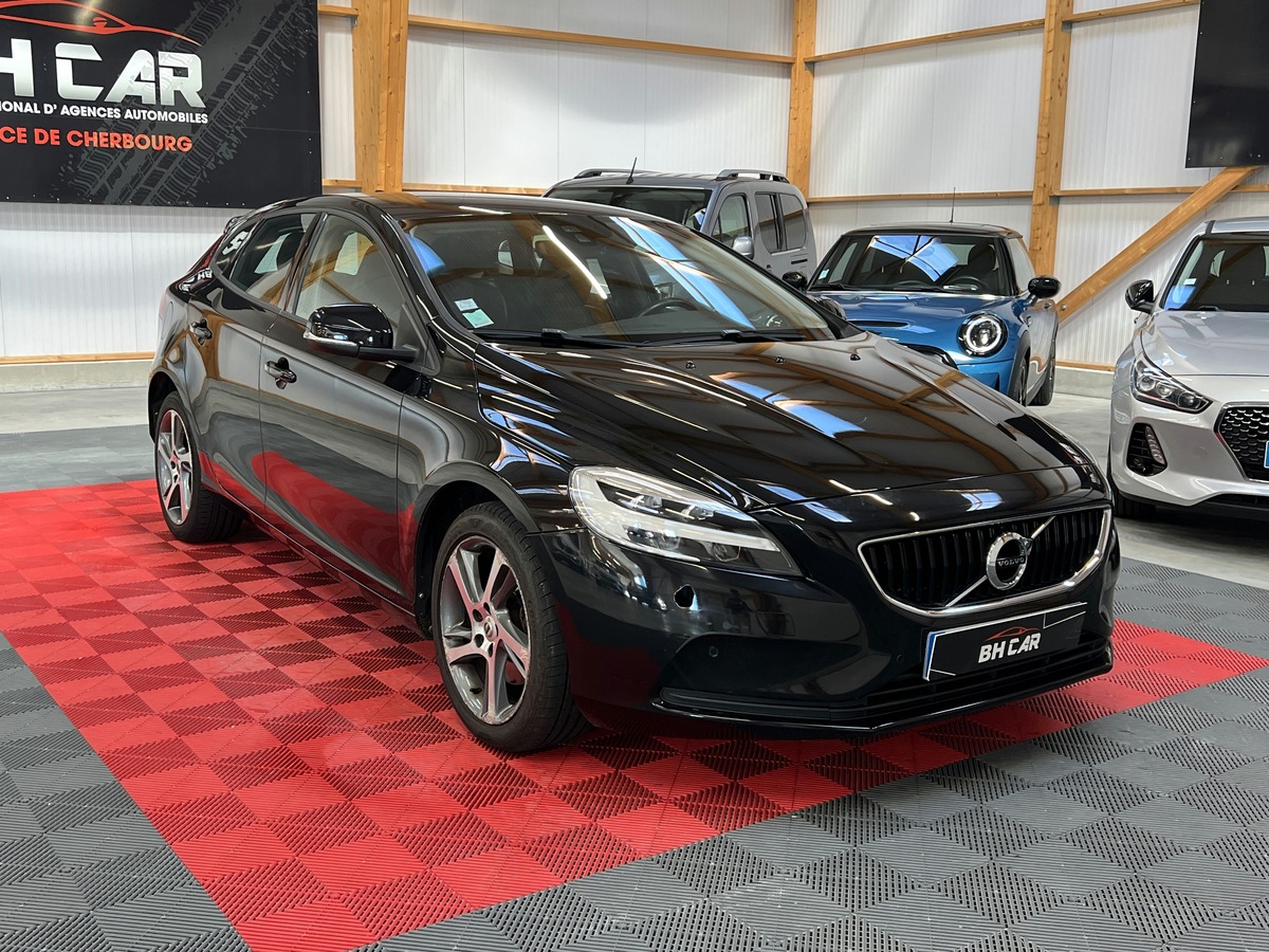 Image: Volvo V40 2.0 T3 150ch Momentum