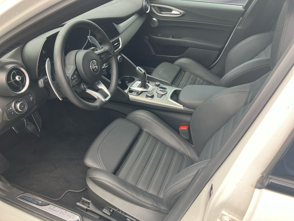 Alfa Romeo Giulia 2.0T 280ch Veloce Q4 AT8