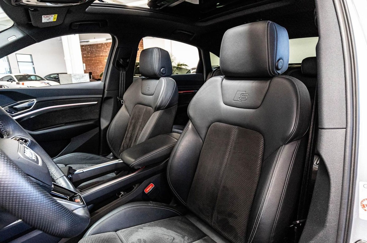 Audi e-tron Sportback 55 408ch S Line e-quattro Toit ouvrant