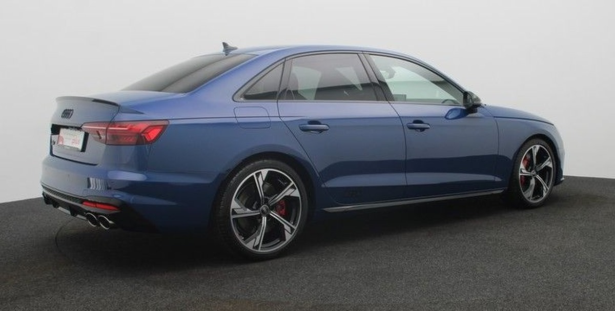 Audi S4 V 3.0 TDI 341ch quattro tiptronic 8