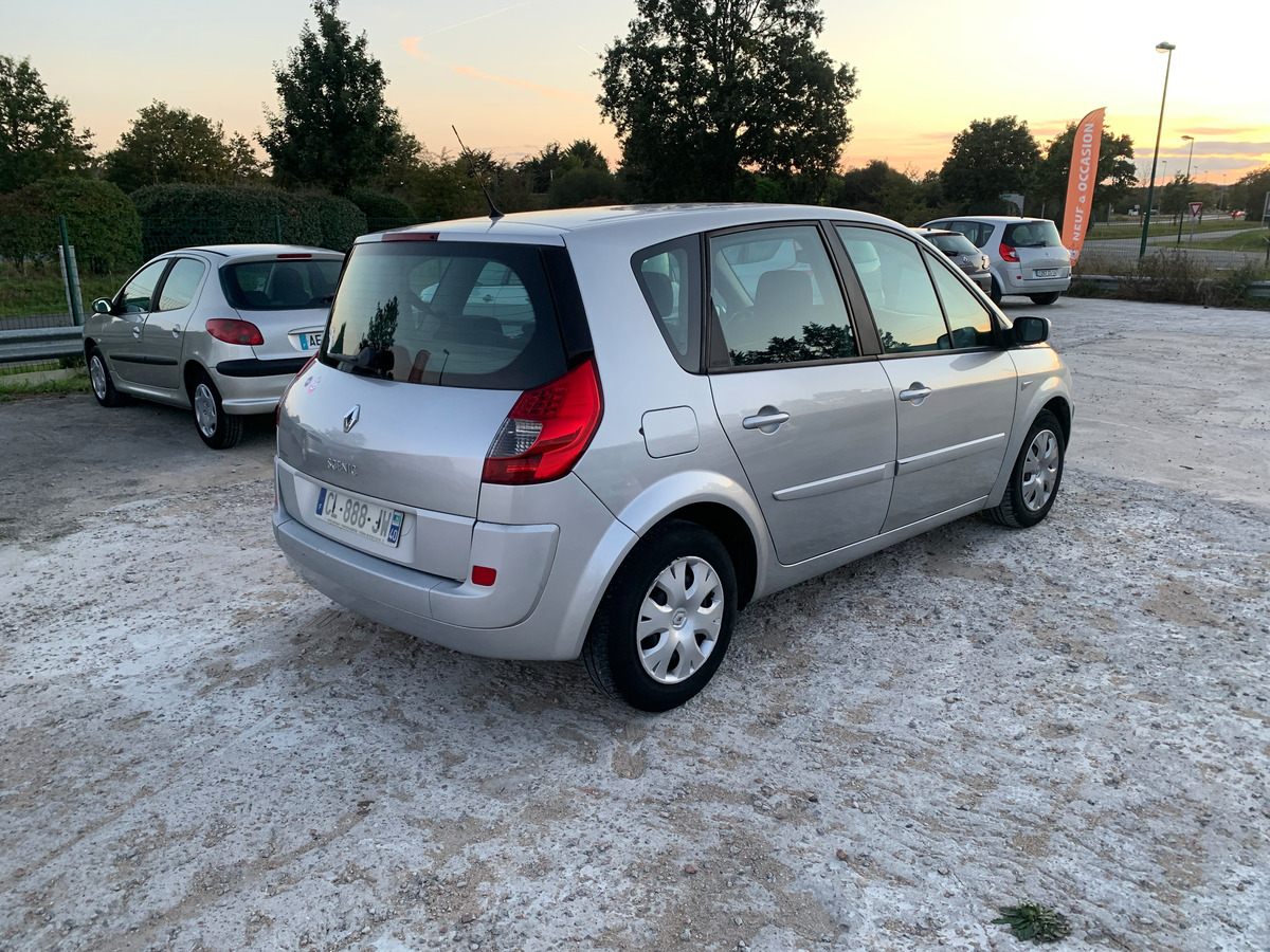 RENAULT Megane scenic 1.5 dci - 105CH 138777KM