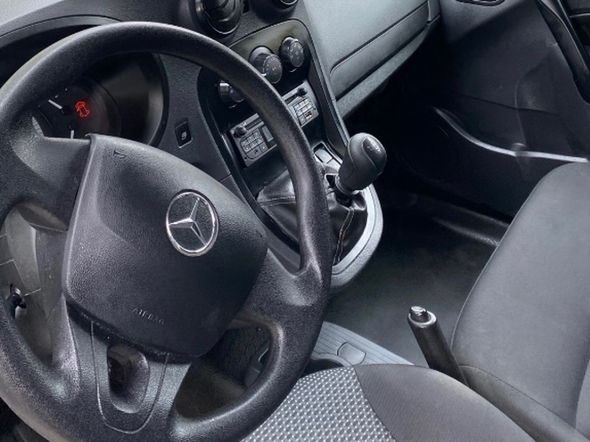 Mercedes Benz CITAN 109 cdi long  3 places