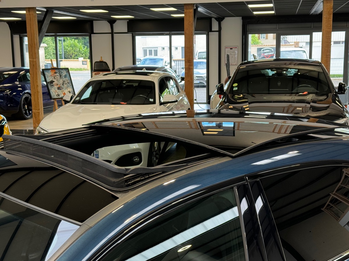 Mercedes-Benz Classe A 220D 190CV AMG LINE TOIT PANORAMIQUE / BURMESTER