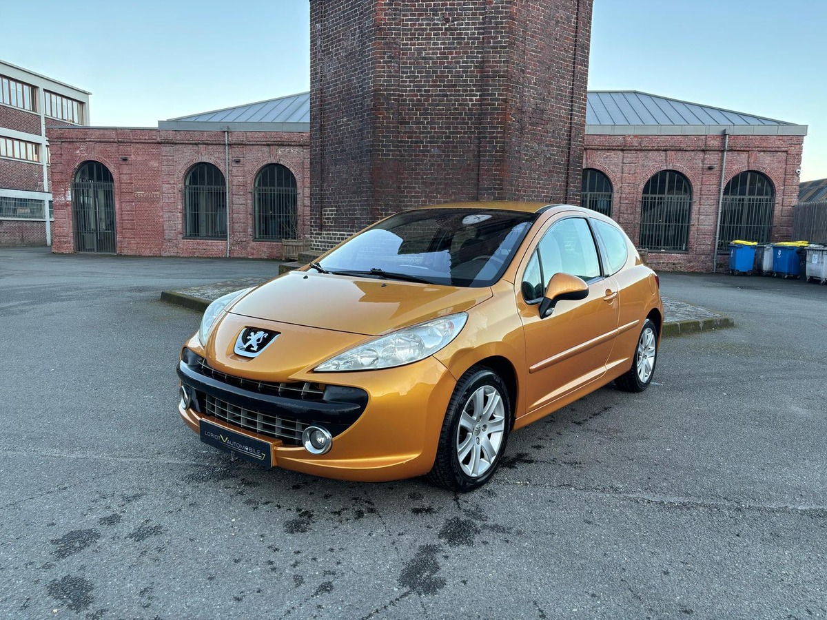 Peugeot 207 1.6 HDI 90 - PREMIUM - DISTRIBUTION NEUVE - REVISEE - GARANTIE