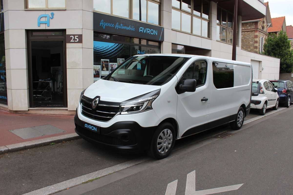 Renault Trafic III (2) FOURGON GRAND CONFORT 6PL L2H1 ENERGY DCI 170 EDC6