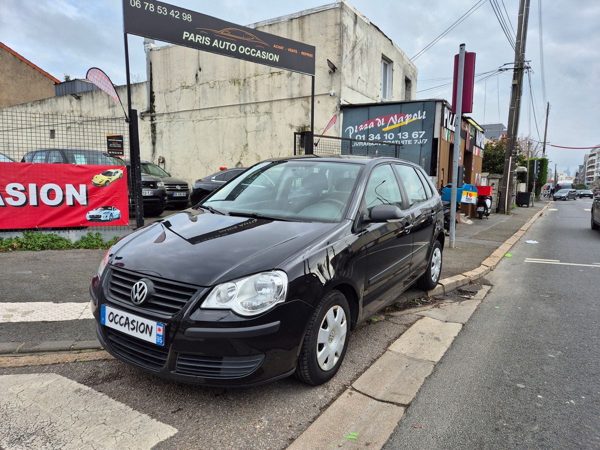 Volkswagen Polo 1.4 TDI  CONFORTLINE 68Ch  1ERE MAIN