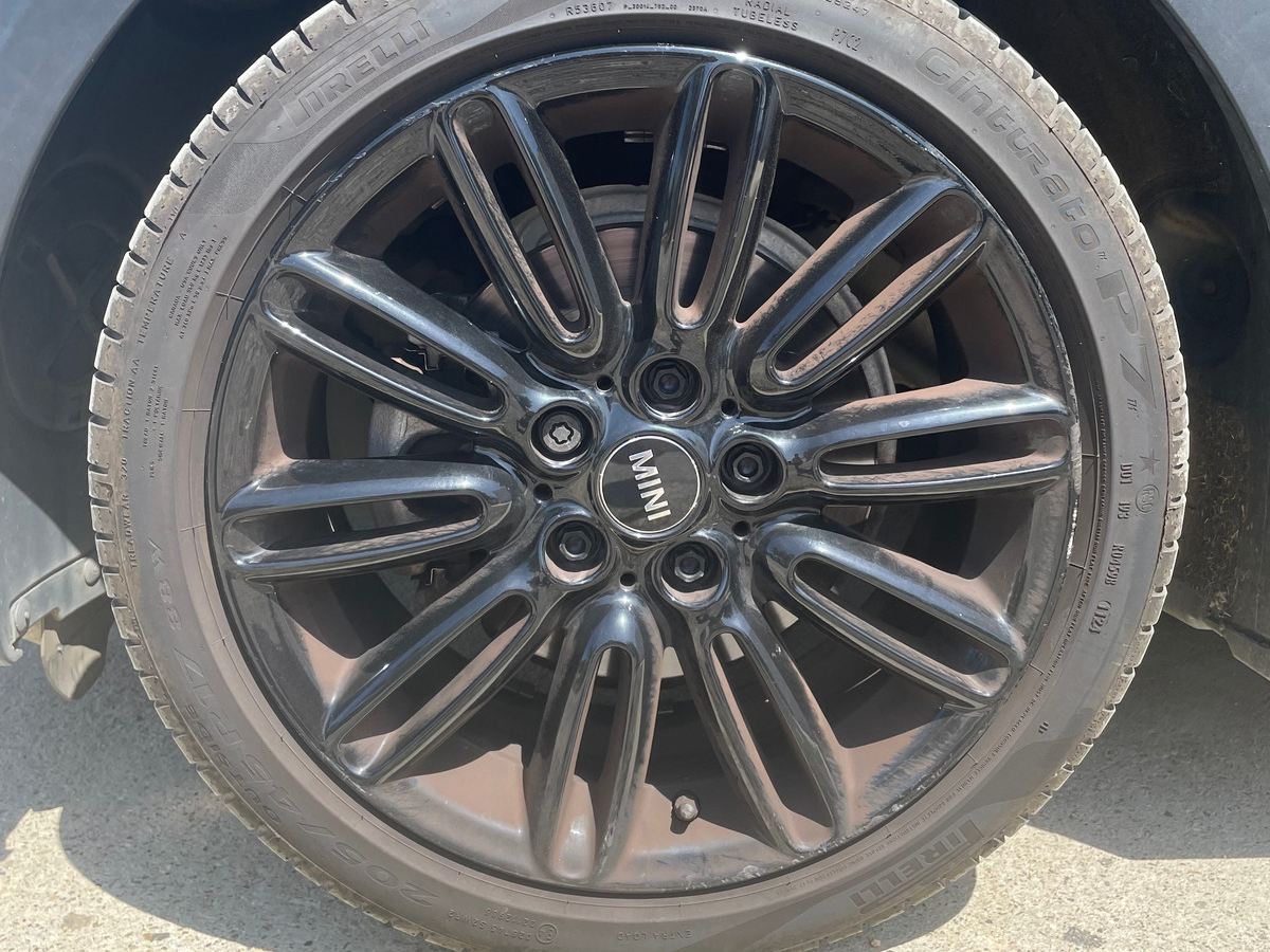 Mini Cooper Blackfriars 136ch F56