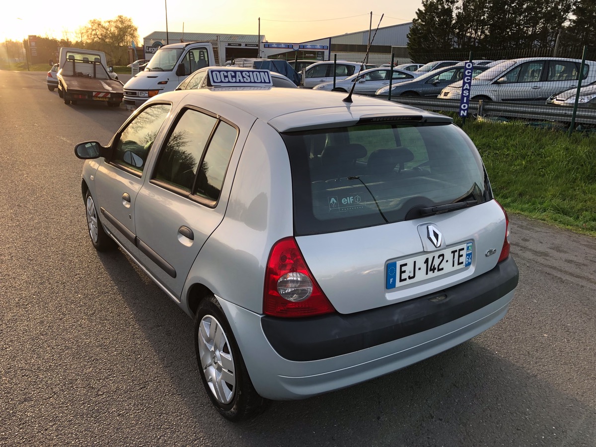 RENAULT Clio 1.5 DCI CAMPUS 149216 KM