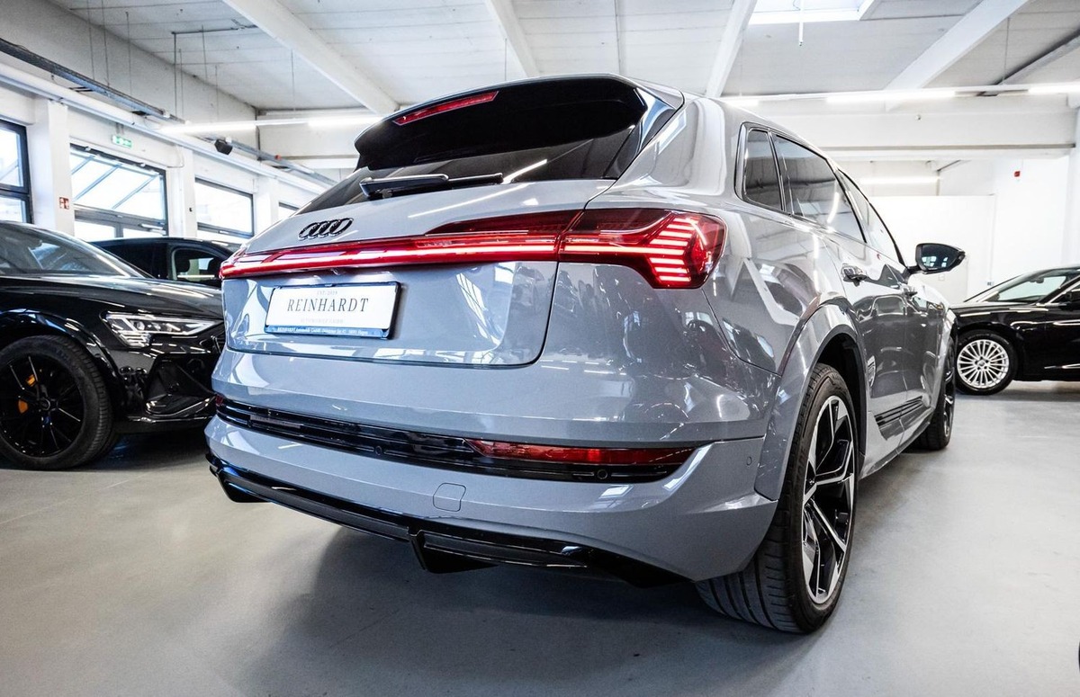Audi e-tron S 503ch e-quattro Sport Gris Nardo Toit ouvrant Bang&Olufsen