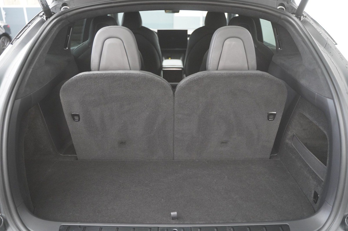 Tesla Model X Plaid 100 kWh 6 places