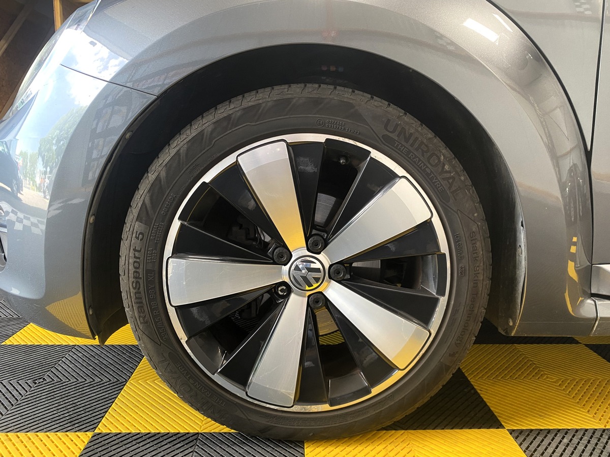 Volkswagen Coccinelle 2.0 TDI 110 CH COUTURE