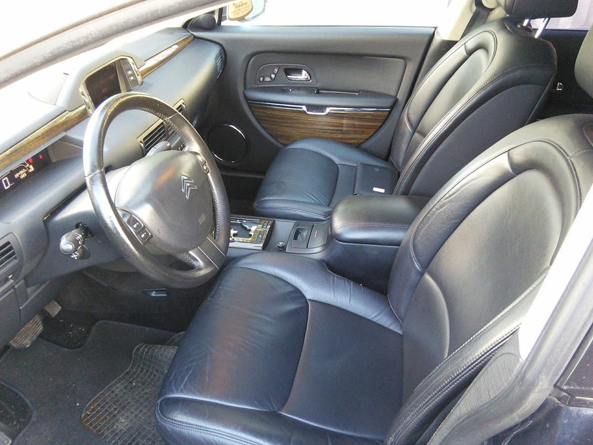 Citroën C6 3.0 V6 HDI 240 CARNET ENTRETIEN