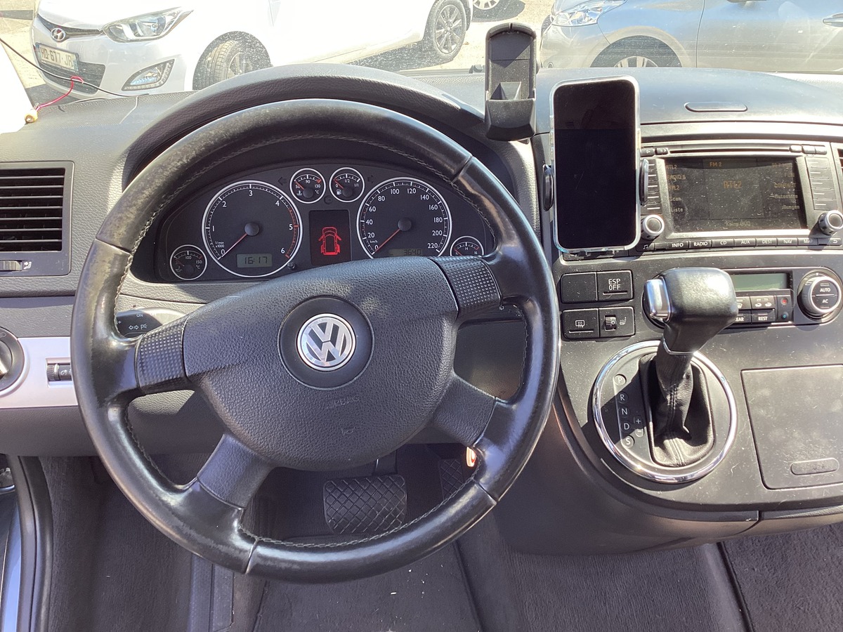 Volkswagen T5 Multivan 2.5 TDI Highline   7 places