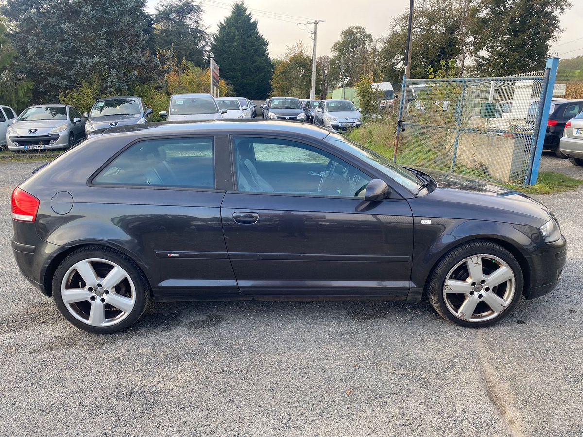 Audi A3 2.0 tdi 140cv S LINE 188000km boite auto + palette au volant 