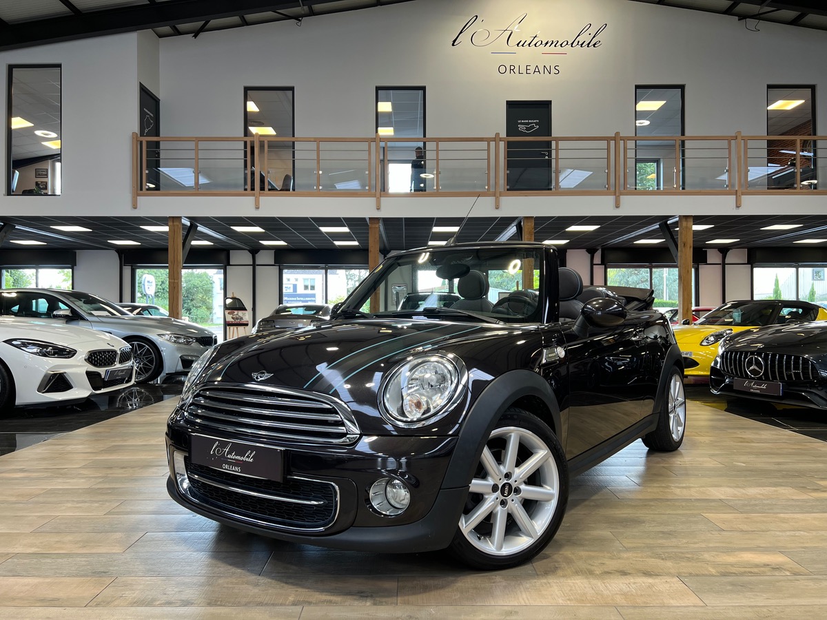 Mini Cabrio COOPER D 1.6 112CV HIGHGATE b