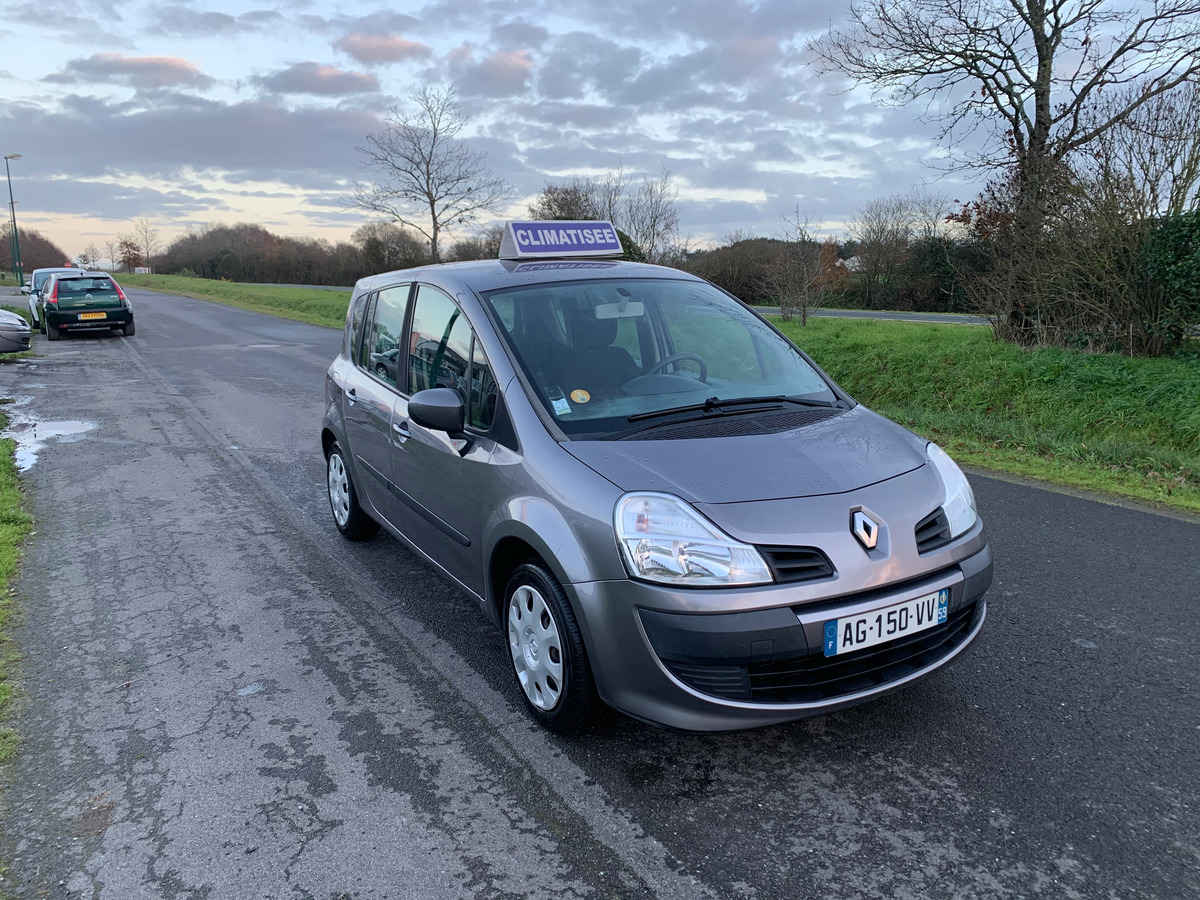 RENAULT Modus grand 1.5 dci - 70CH 137409KM