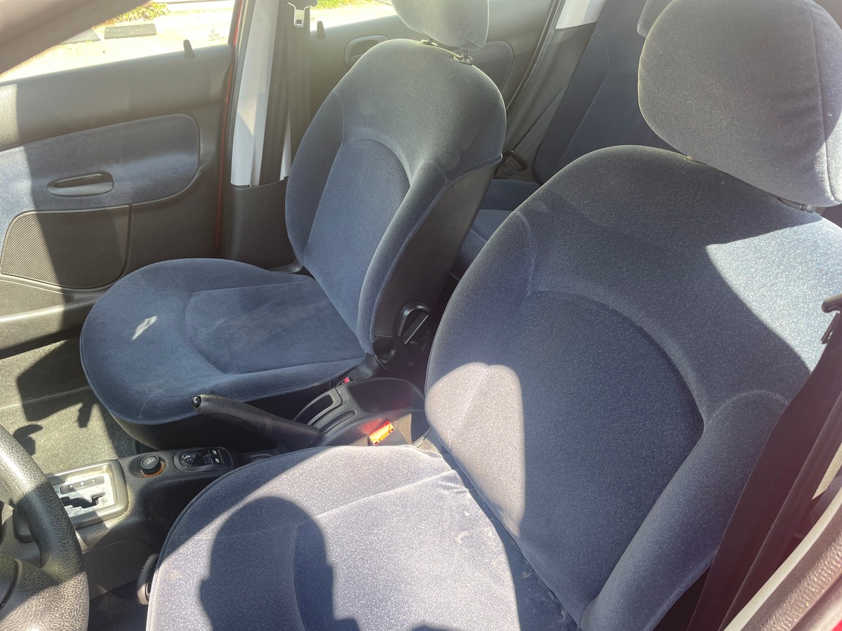 Peugeot 206 1.4 BOITE AUTOMATIQUE - CLIMATISATION - POSTE BLUETOOTH