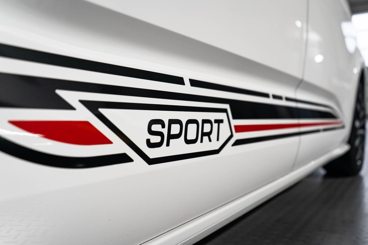 Volkswagen Multivan T7 2.0 TDI IQ.LIGHT Édition Sport ABT 180ch 7 places Garantie 5 ans VW