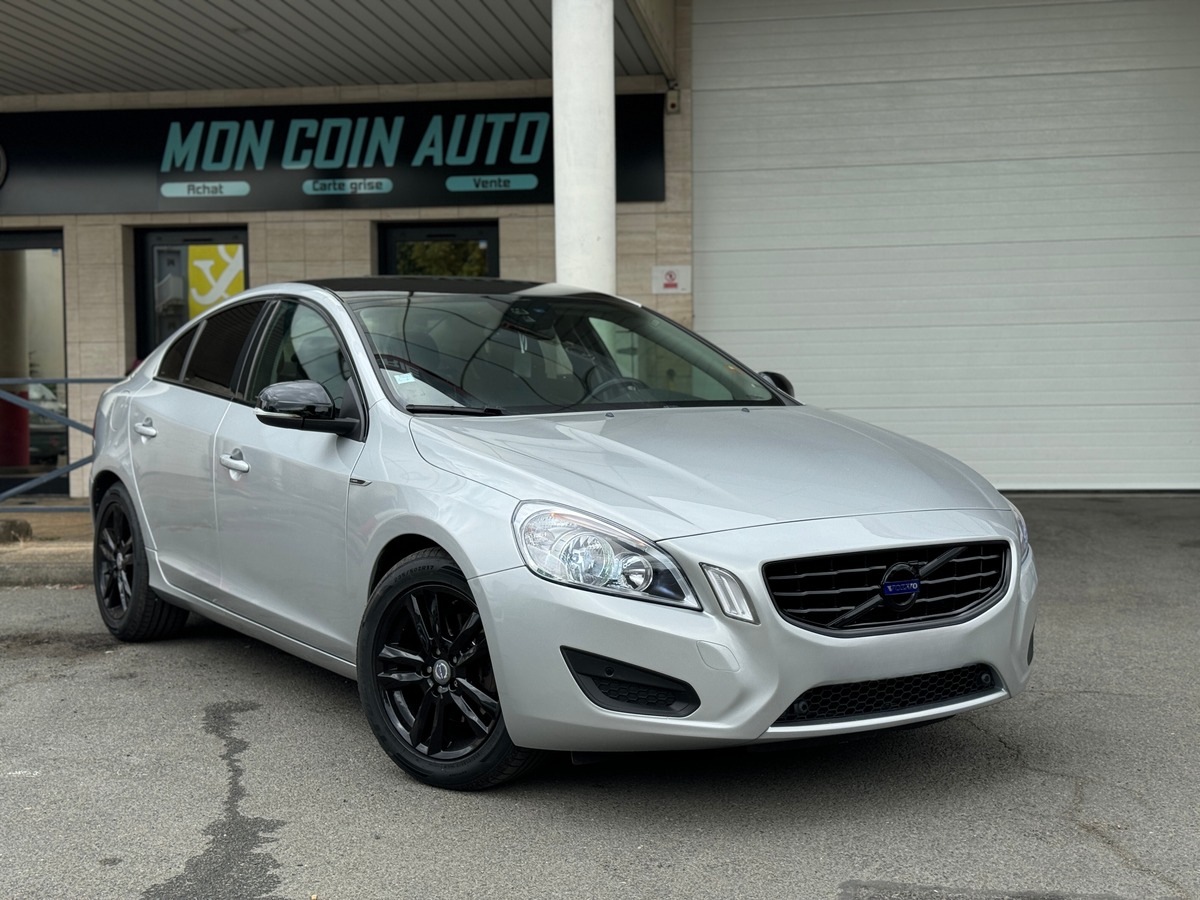 Volvo S60 II Xenium D3 2.0 TDi 163 cv