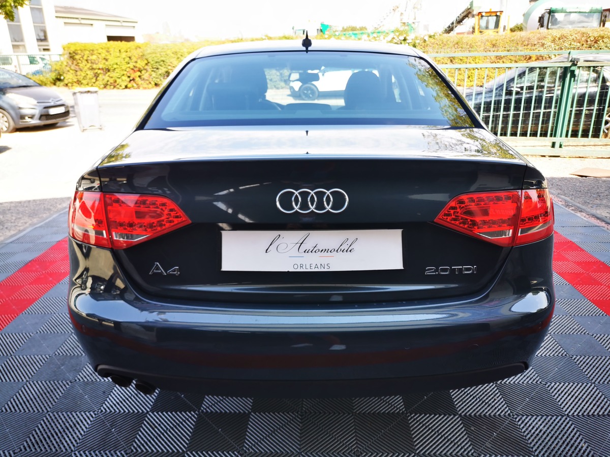 Audi A4 2.0 TDI 143 AMBITION LUXE bb