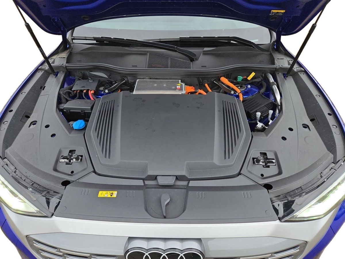 Audi SQ8 e-tron Sportback e-tron 503ch quattro Toit ouvrant Bang&Olufsen Attelage