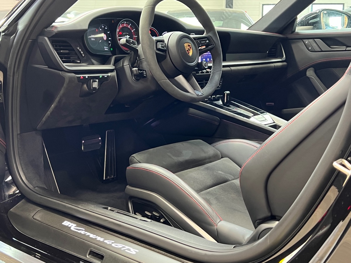 Porsche 911 992 CARRERA 4 GTS COUPÉ FULL hK