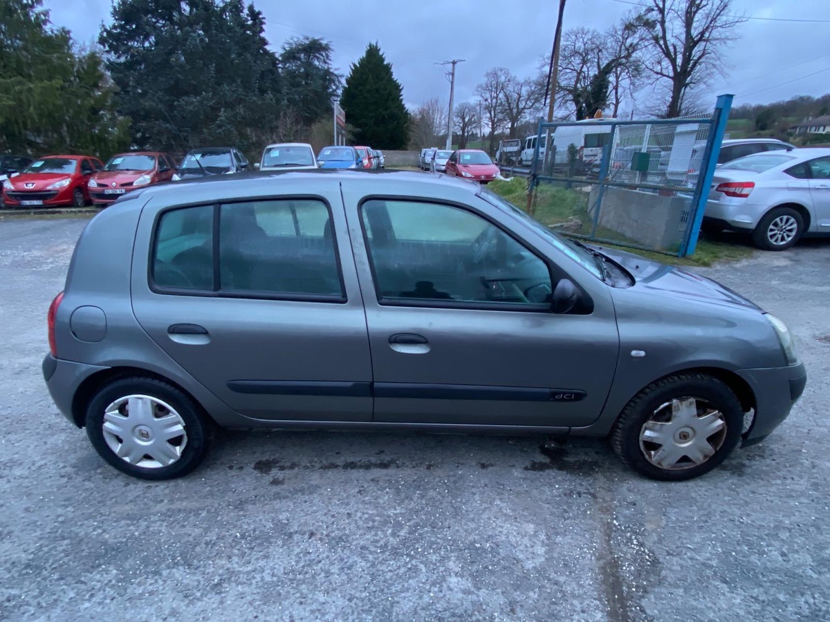 RENAULT Clio 1.5 dci 65cv