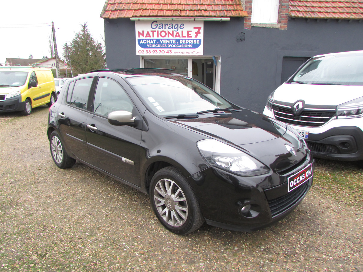 RENAULT Clio III INITIALE 1.5 DCI 106CV