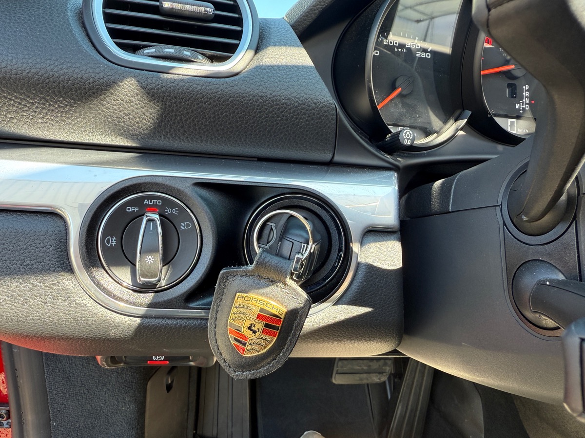 Porsche 718 Boxster 982 Roadster PDK 2.0L 300 cv, Pas de Malus, Immatriculation française