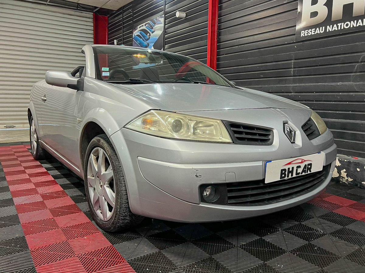 Image: RENAULT MEGANE CABRIOLET 1.9 DCI 130ch