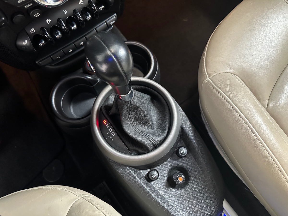 Mini Countryman D ALL4 143cv Pack Red Hot Chili