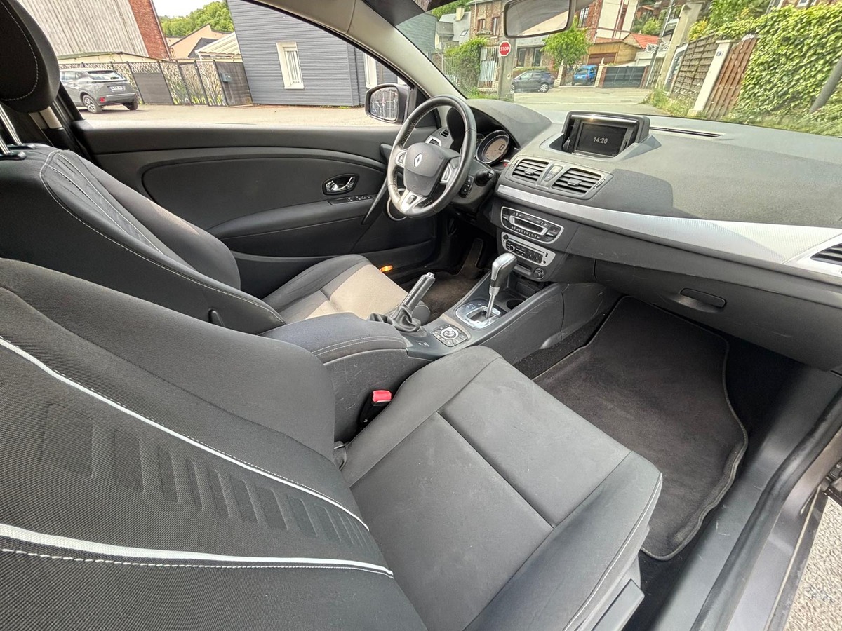 RENAULT Megane 3 Coupé 1.5 Dci 110 BVA Dynamique - Révisée - Garantie