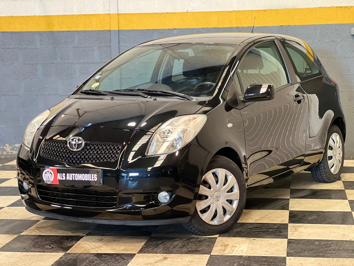 Toyota Yaris 1.3 VVT-i  87CH 1er Main FAIBLE KM