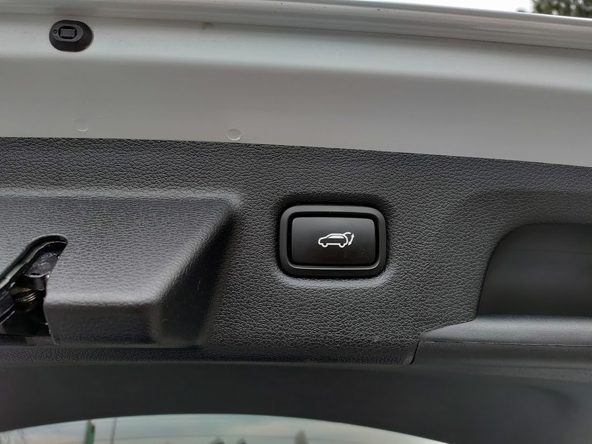 Kia XCeed 1.6 GDI HYBRID 105 PREMIUM