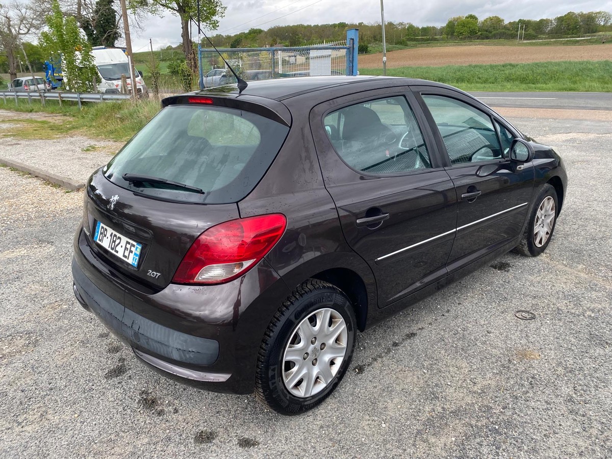 Peugeot 207 1.4 hdi 70cv phase 2 144002km