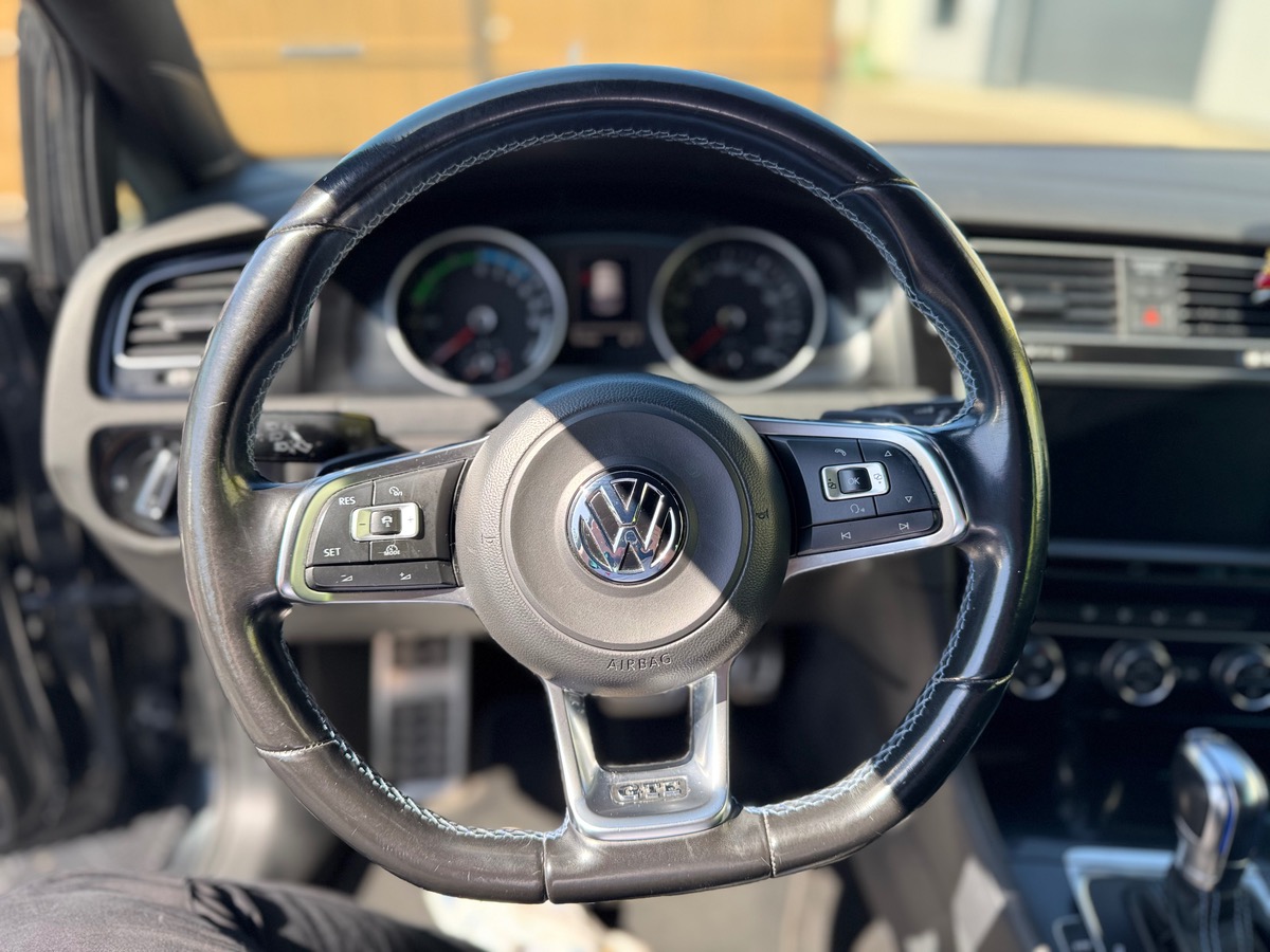Volkswagen Golf GTE 7 1.4 TSI 204 Hybrid DSG6 150 cv - CAMERA DE RECUL - REGULATEUR ADAPTATIF