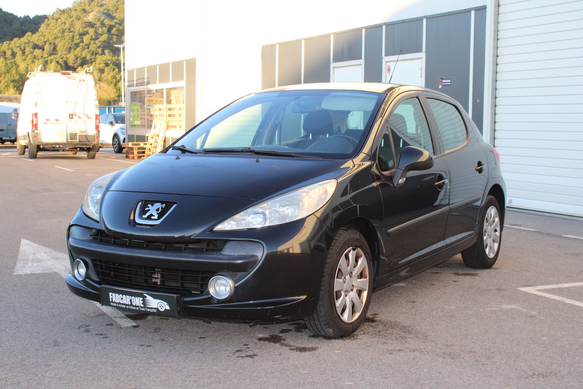 Peugeot 207 1.4 VTi 16v Active 5p - Garantie 12 Mois