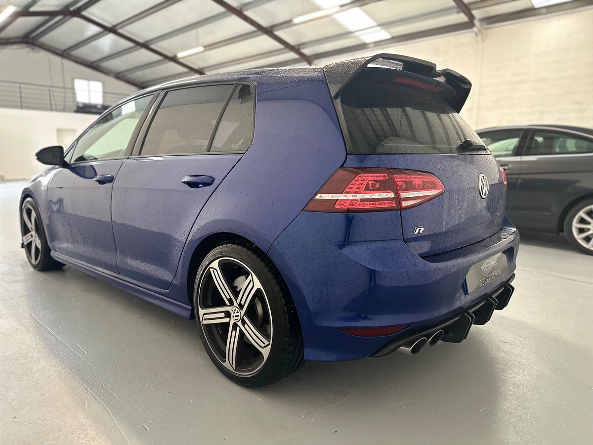 Volkswagen Golf VII R 2.0 TSI 300cv BlueMotion Technology 4Motion