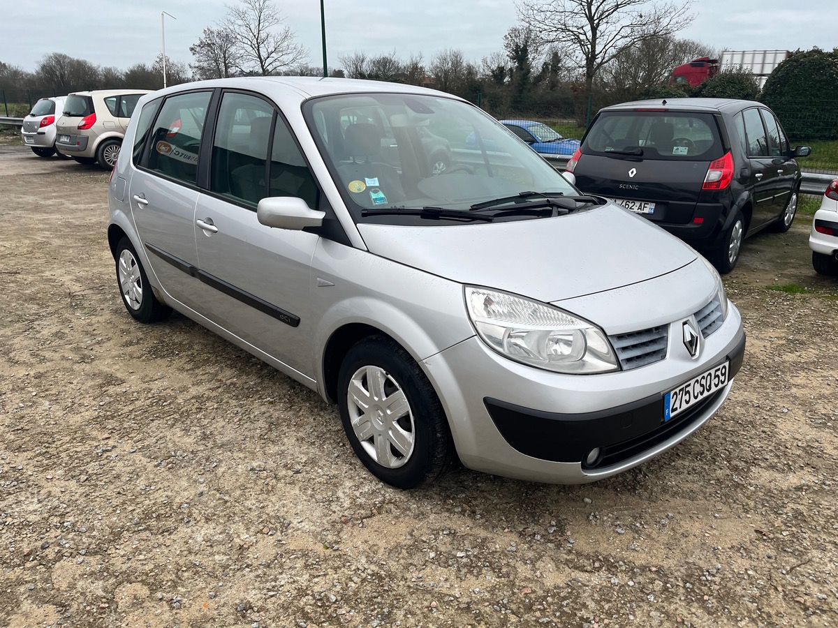 RENAULT Scenic 1.5 dci 82271km