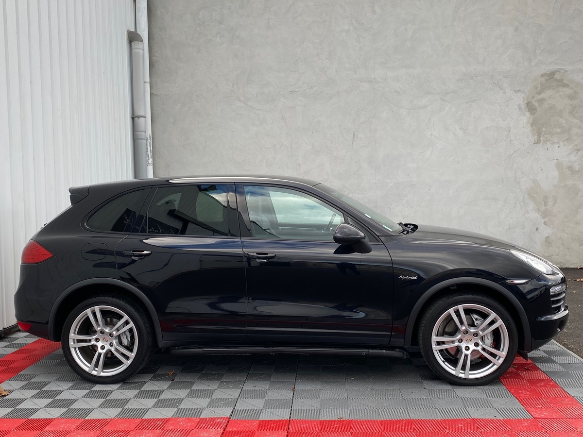 Porsche Cayenne S HYBRID 380 BOSE/CAM/ATTELAGE a