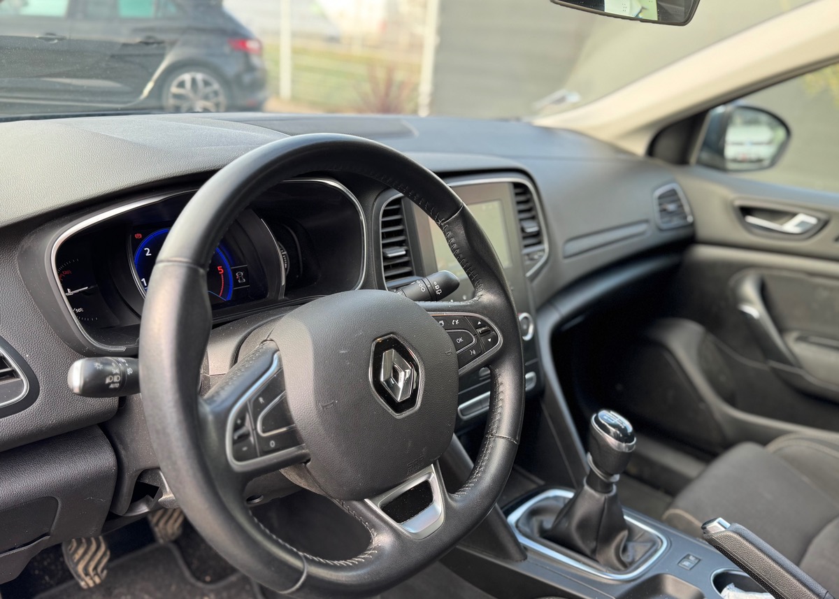 RENAULT Megane IV BUSINESS