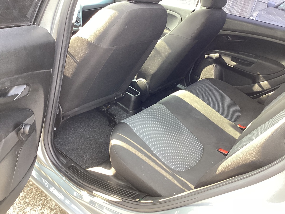 Fiat Grande Punto 1.2 Basis