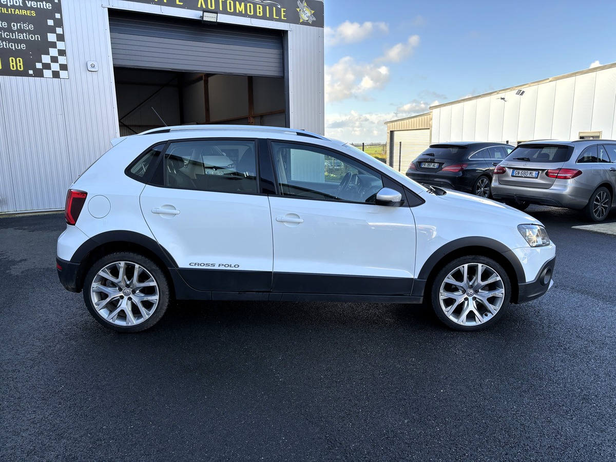 Volkswagen CrossPolo 5 1.2 TSI 90 BLUEMOTION TECHNOLOGY CROSS POLO 5P