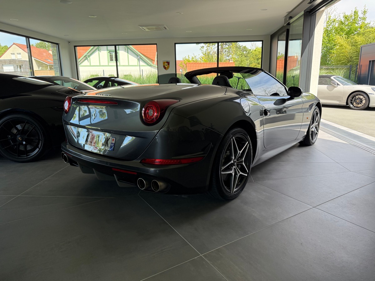 Ferrari California T 3.9L V8 560 CH / FRANCAISE / CARNET / 29954 KMS
