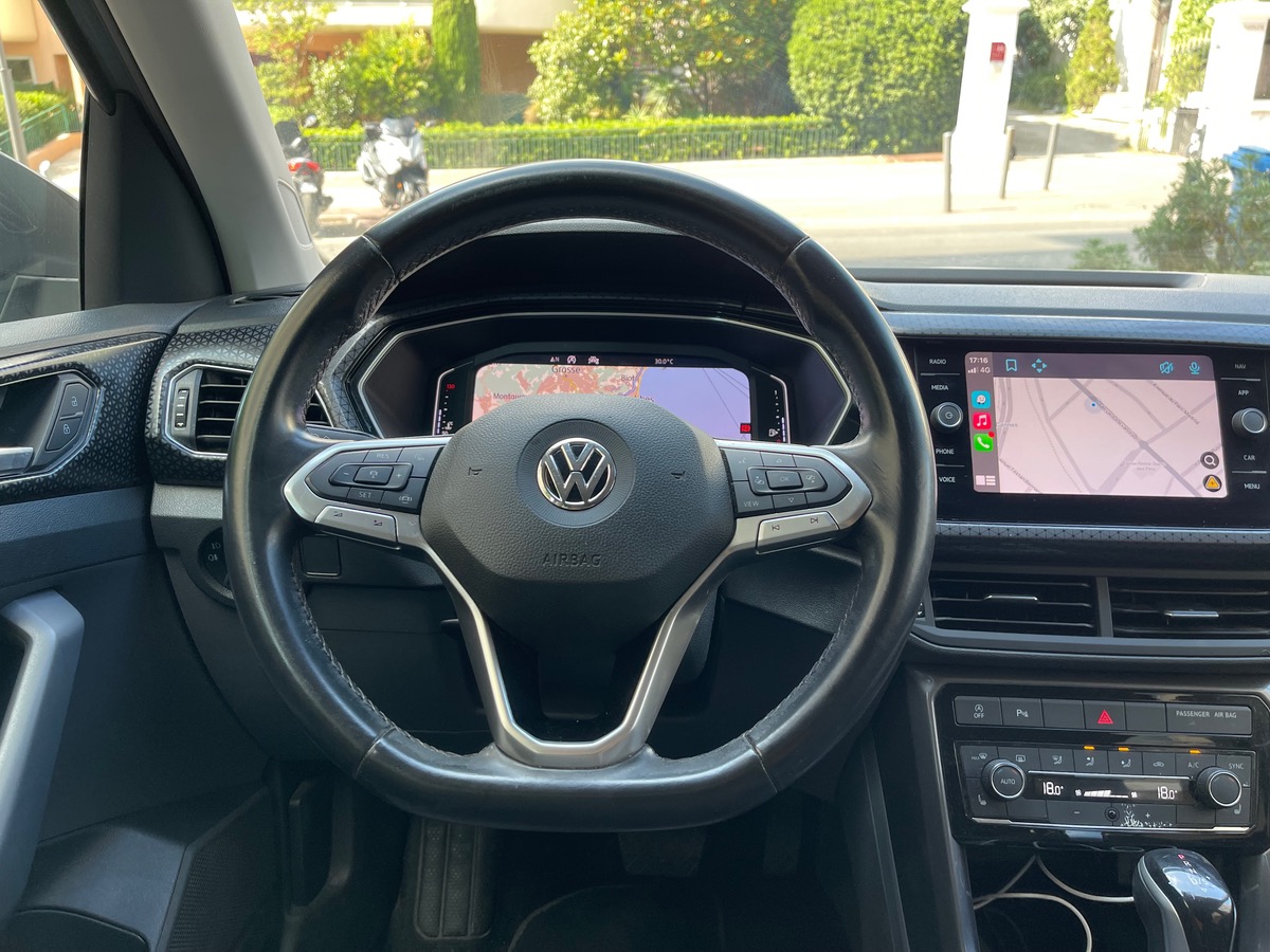 Volkswagen T-Cross TSI 116 CV/ DSG7 / Carat / Virtual Cockpit / CarPlay / Caméra