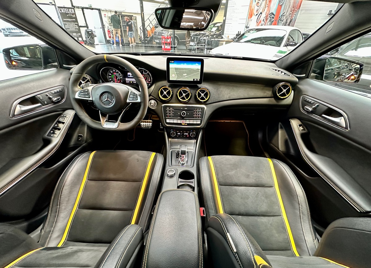 Mercedes-Benz GLA* (2) 45 AMG 381 4Matic Yellow Ed. b