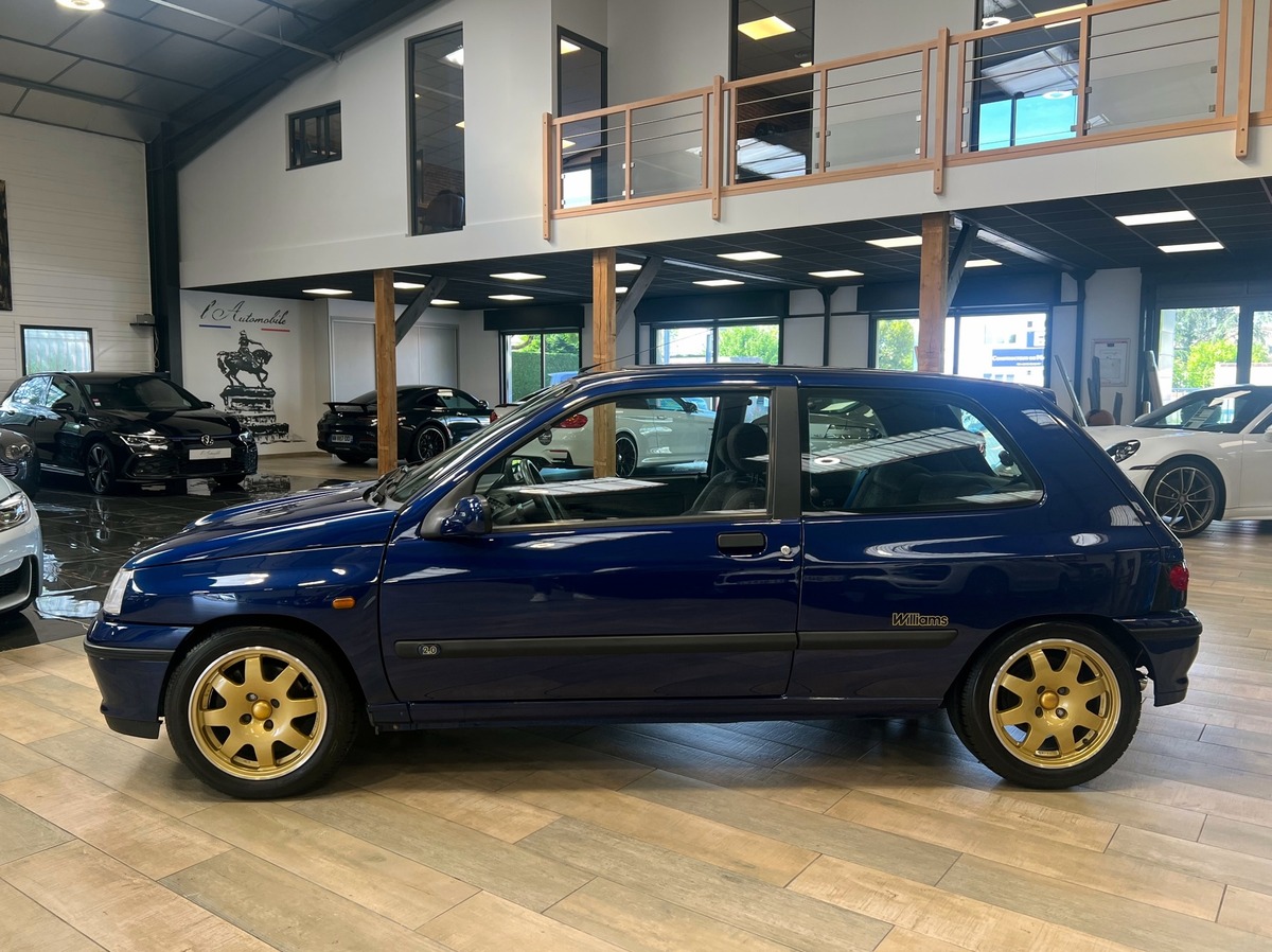 RENAULT Clio WILLIAMS II 2.0 150 + TOIT OUVRANT