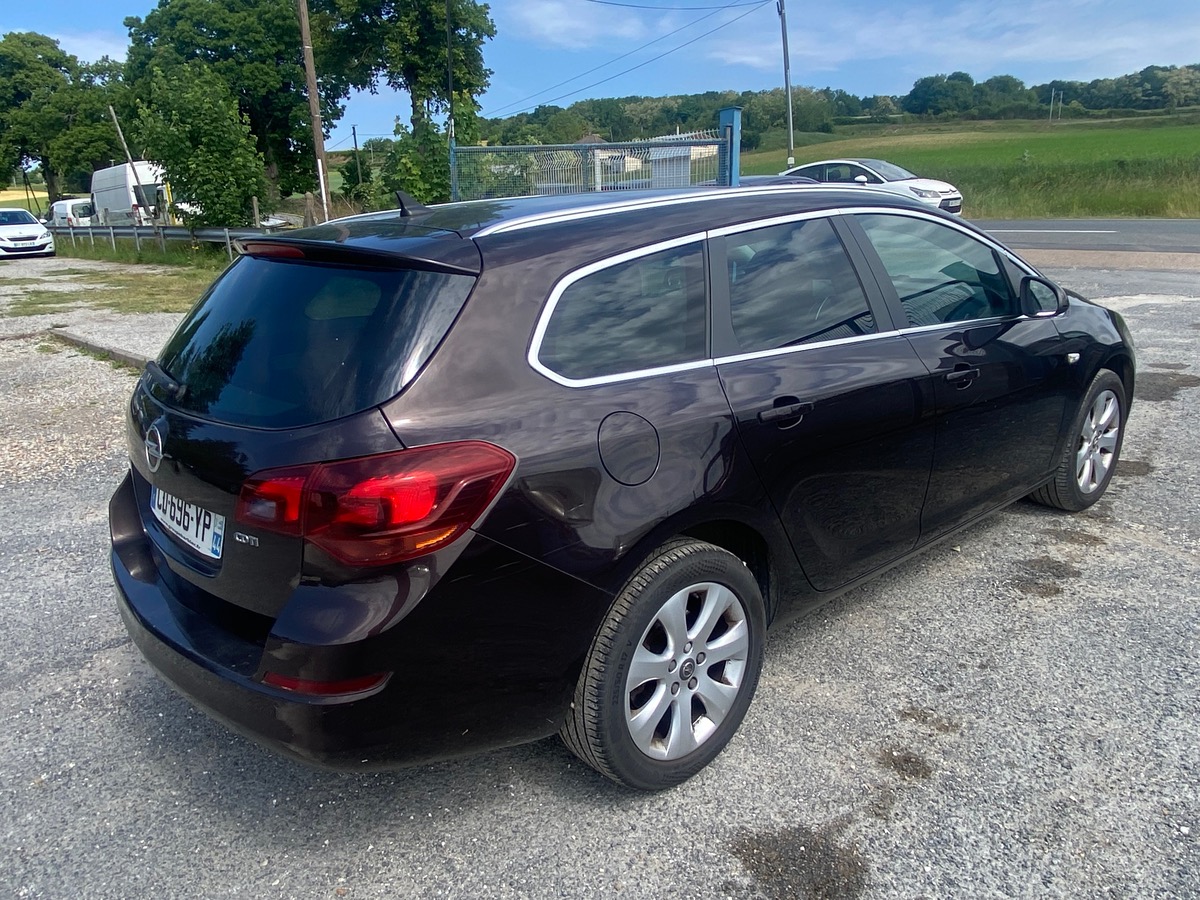 Opel Astra tourer 2.0 cdti 165cv