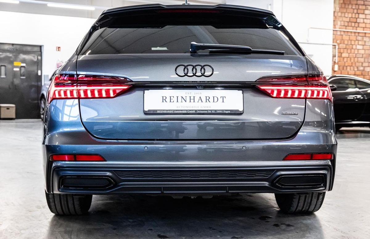 Audi A6 Avant 55 TFSI e 367ch Compétition quattro S tronic 7 B&O Toit ouvrant Attelage