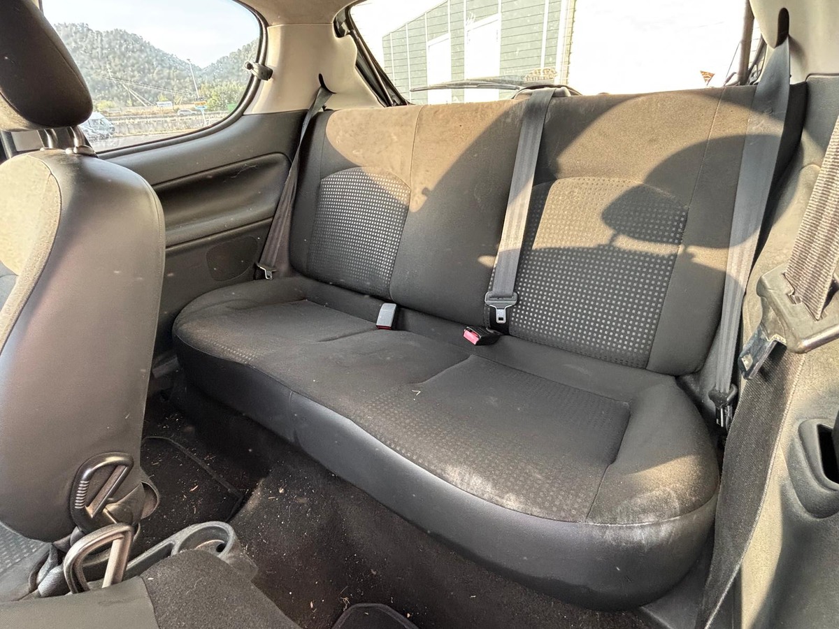 Peugeot 206 + 1.1 60cv - VENTE A MARCHAND SANS GARANTIE et sans Contrôle Technique